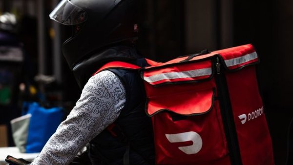 சமுக வலைத்தளம் 