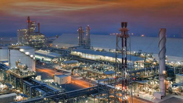  பெட்ரோகெமிக்கல் தொழிற்சாலை