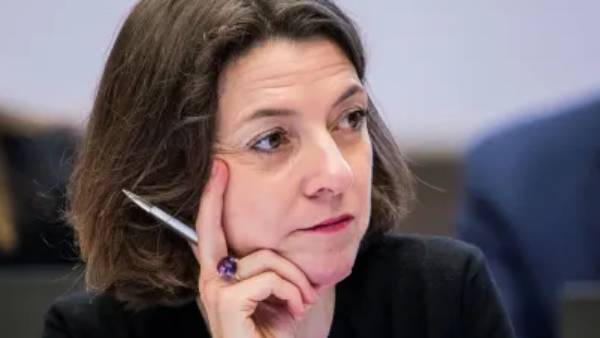  நிச்சயமற்ற தன்மை