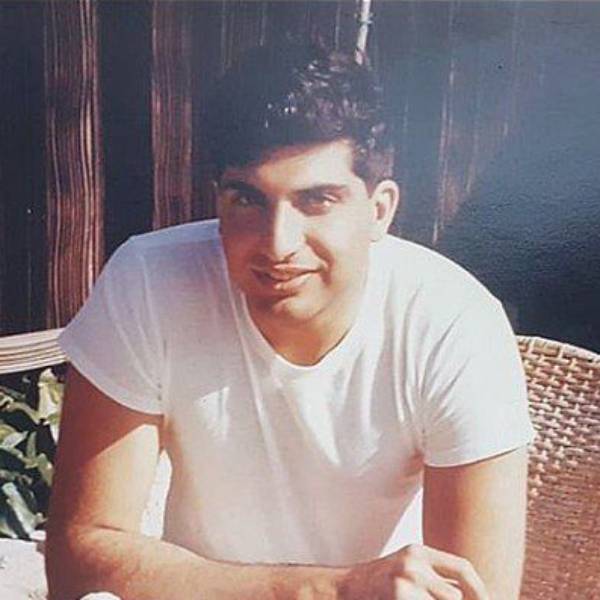 நாய்கள் மீது காதல் 