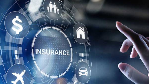 பல இன்சூரன்ஸ்கள் 