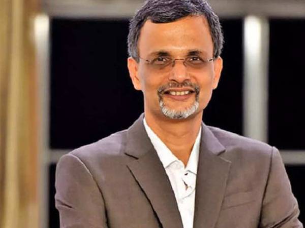 வி ஆனந்த நாகேஸ்வரன்