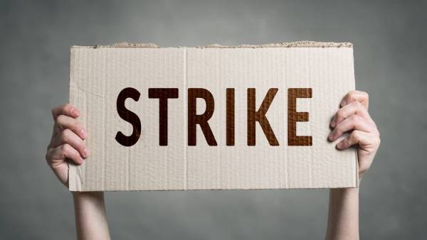  தனியார்மயமாக்கல்