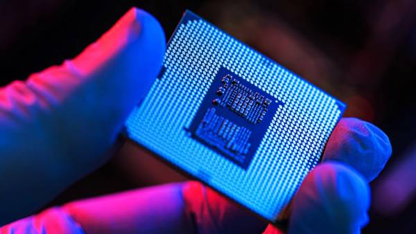  PLI திட்டம்