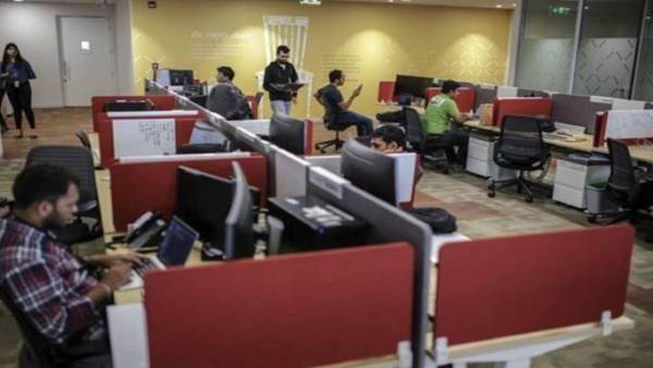 டெக் ஊழியர்கள்