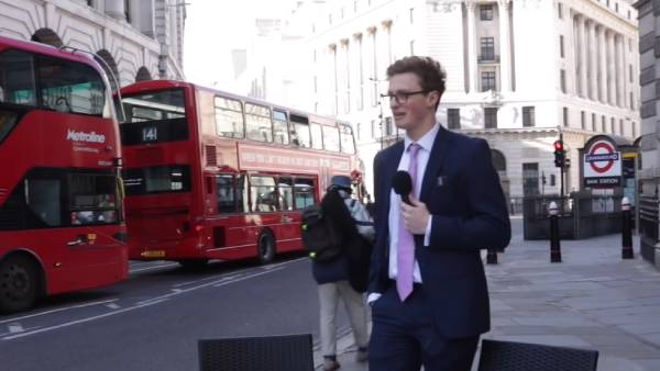 லட்சம் பேரை ஈர்த்த வீடியோ 