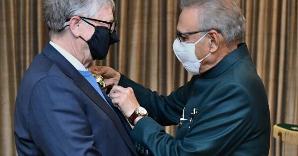  பில் கேட்ஸ்