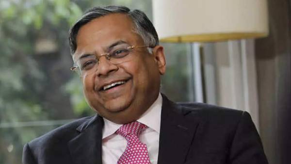  சைரஸ் மிஸ்திரி - டாடா குழுமம்