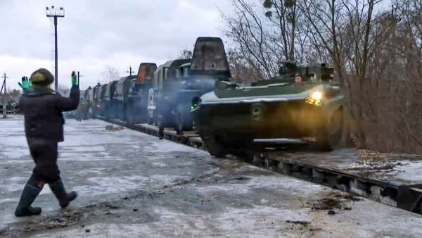 அரசியல் பதற்றம் 