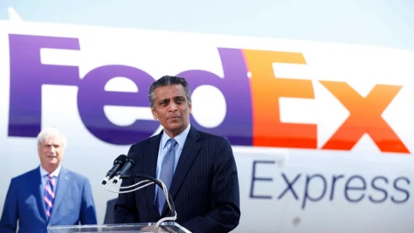 1996 முதல் FedEx நிறுவனம்