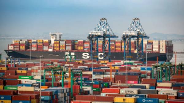 அத்தியாவசிய பொருட்களுக்கு தடையில்லை 