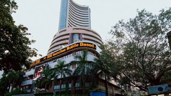  NSE நிஃப்டி 50 மற்றும் BSE சென்செக்ஸ் 