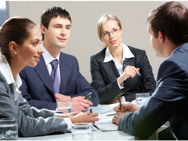 ஊழியர்கள் தட்டுப்பாட்டு