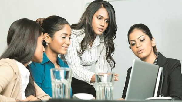 பெண்களின் பங்கு