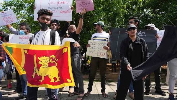 51 பில்லியன் டாலர் கடன் 