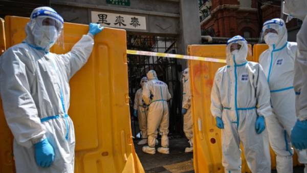 கடுமையான நடவடிக்கை 