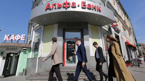 நிதித்துறையில் பலே செக் 