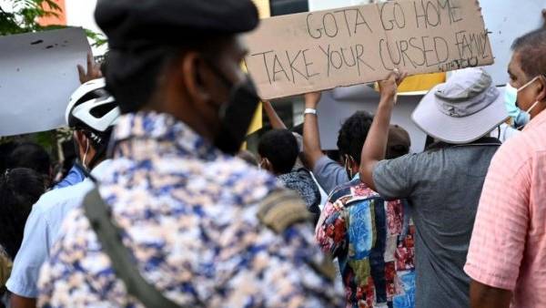 அவசரக்கால நடவடிக்கை 