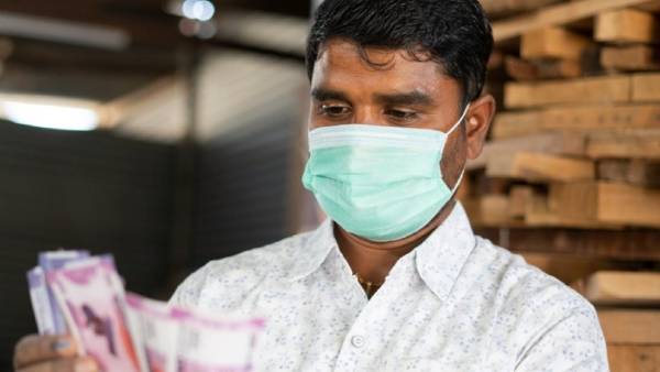 30 மணி நேரத்திற்கு ஒரு மில்லியனர் 