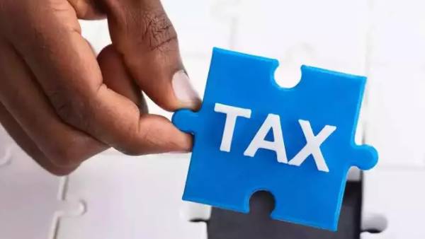 அதிக வரி செலுத்தும் ஊழியர்கள் 