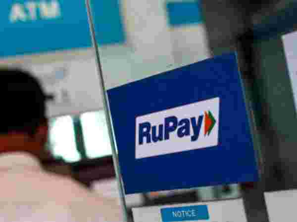 ஐக்கிய அரபு அமீரகம் - சிங்கப்பூர்