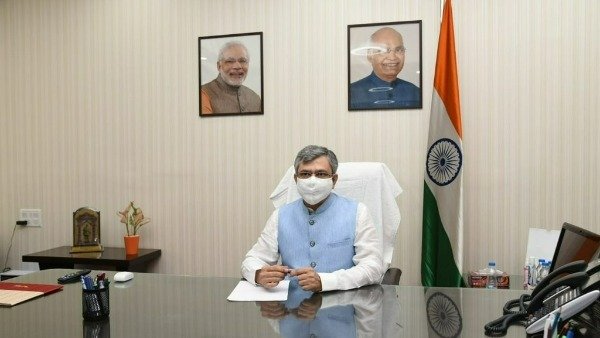 மத்திய அமைச்சர் அஷ்வினி வைஷ்ணவ்