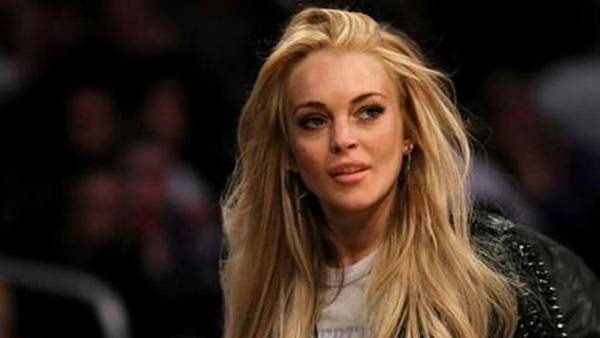 லிண்ட்சே லோகன்