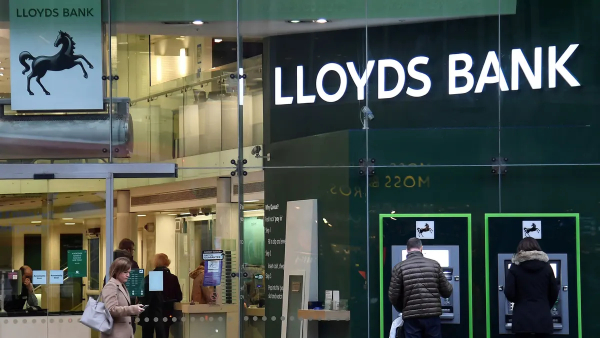 Lloyds வங்கி