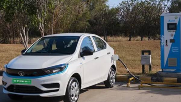  Xpres-T கார் 