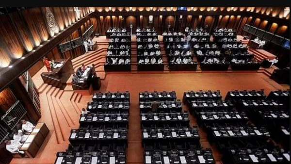 அதானி நிறுவனம்