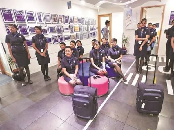 ஹைதராபாத் மற்றும் டெல்லி