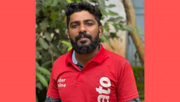 இரவு நேர உணவு ஆர்டர்