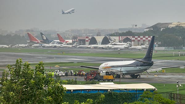 மும்பை விமான நிலையம்