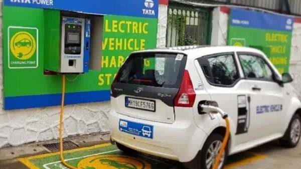 எலக்ட்ரிக் சார்ஜிங் நிலையங்கள் 