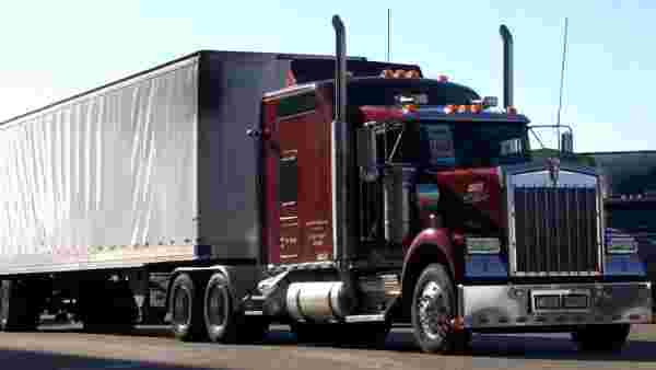 6. டிரக் ஓட்டுனர்