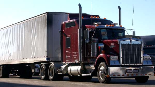 அமெரிக்க லாரி டிரைவர் 