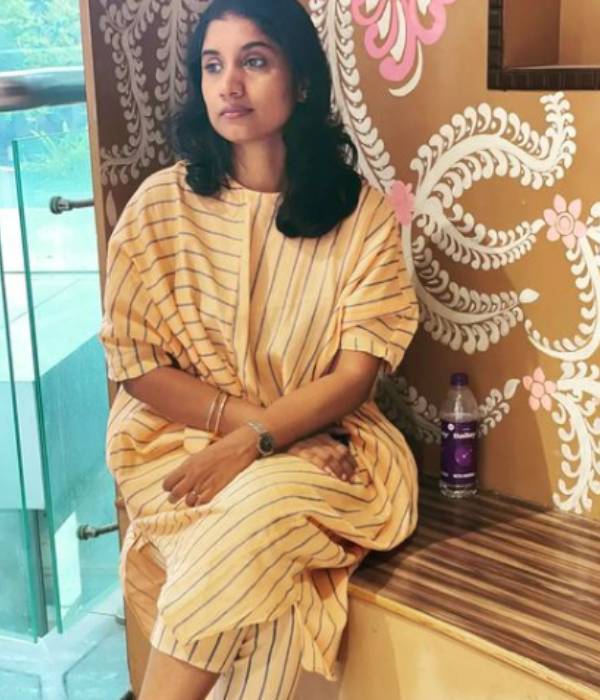 யார் இந்த கிருத்திகா?