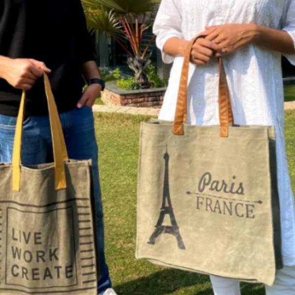  நிதியுதவி 