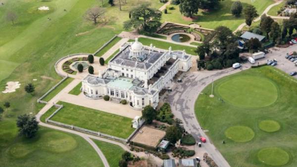 ஸ்டோக் பார்க் 