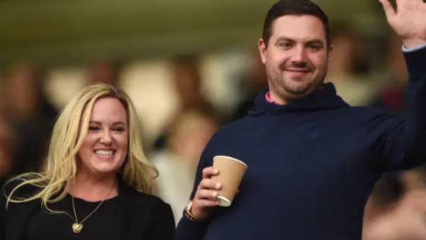 சொகுசு ஜெட்டில் பயணம் ஏன்? 