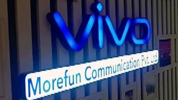 23 நிறுவனங்களில் இயக்குநர் பதவி