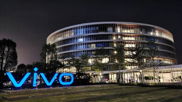 தோண்ட தோண்ட மோசடி