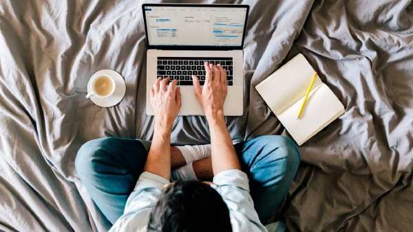 ரெசிஷன் அச்சம் 