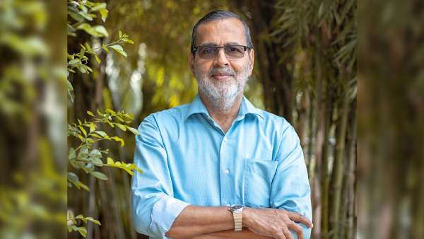 வோல்டேஜ் ஸ்டெபிலைசர் 