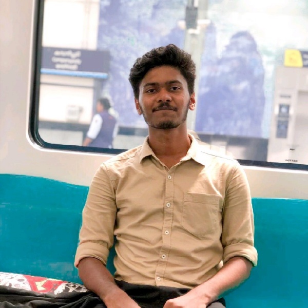 எல்பியு மாணவர்