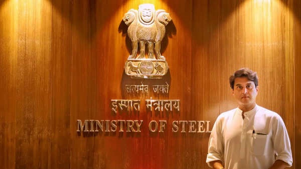 கொள்கை வகுப்பதில் கவனம்