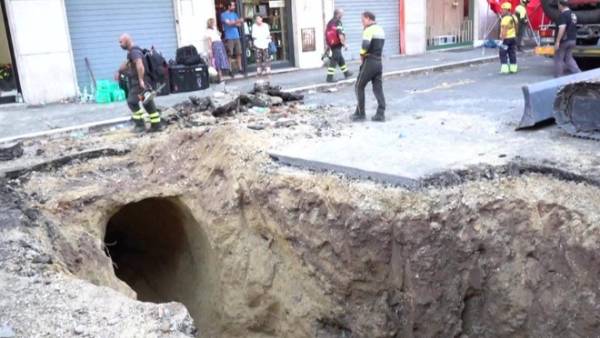 20 அடி ஆழம் 