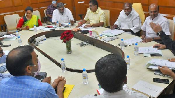 புதிய வாகனங்கள் 