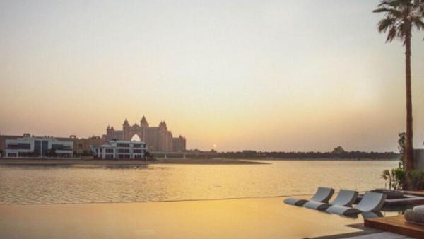 10 பெட்ரூம் 