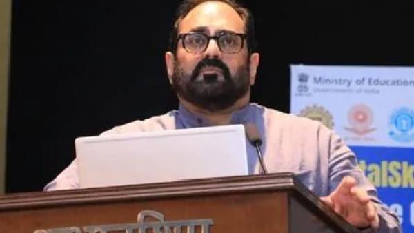 300 பில்லியன் டாலர் 